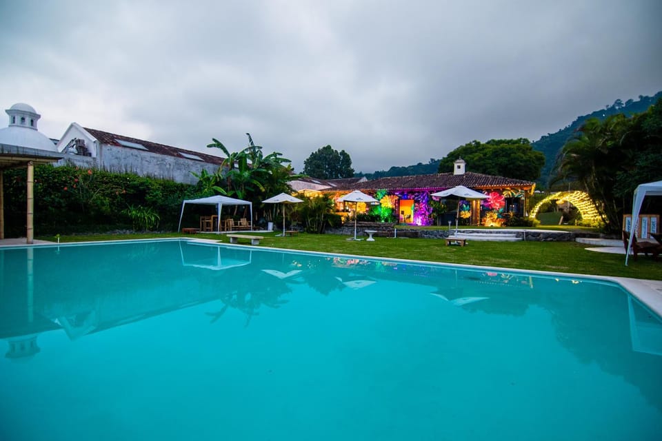 Pool view, Swimming pool