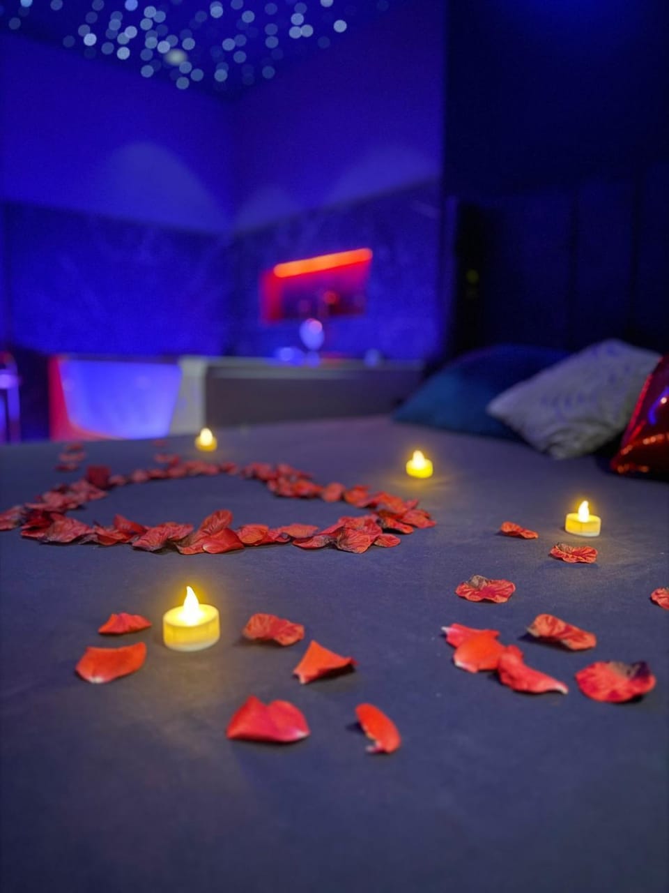 Love Room avec spa Apartment in Auvergne-Rhône-Alpes