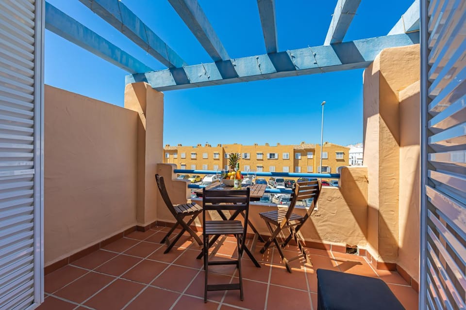 Beachfront, pool, terrace & WIFI Apartment in Costa de la Luz