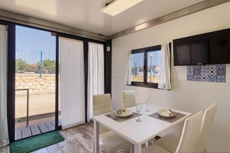 Casa Galleggiante "Albachiara" real sea suite Cagliari - S'Elmo Apartment in Cagliari