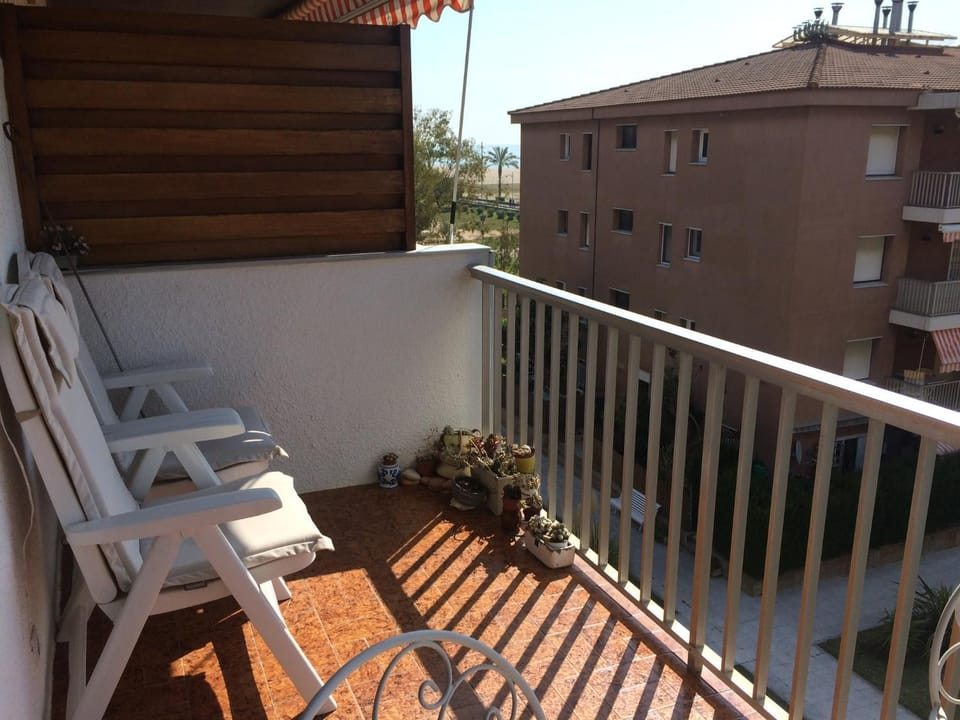 View (from property/room), Balcony/Terrace