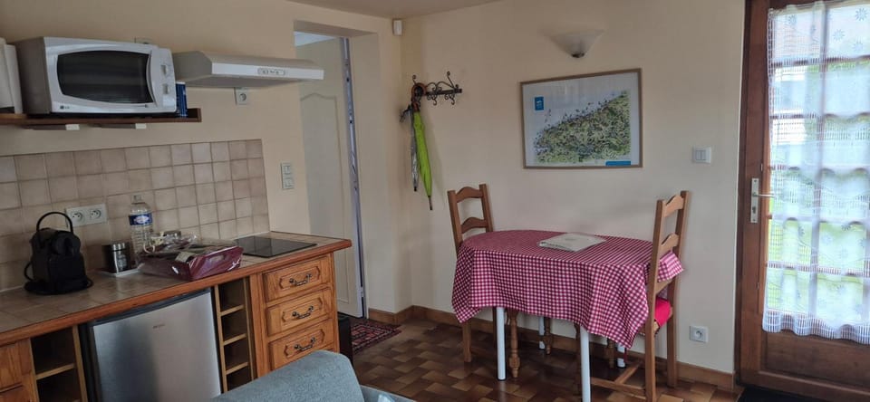 Le petit gîte de la Varenne House in Normandy