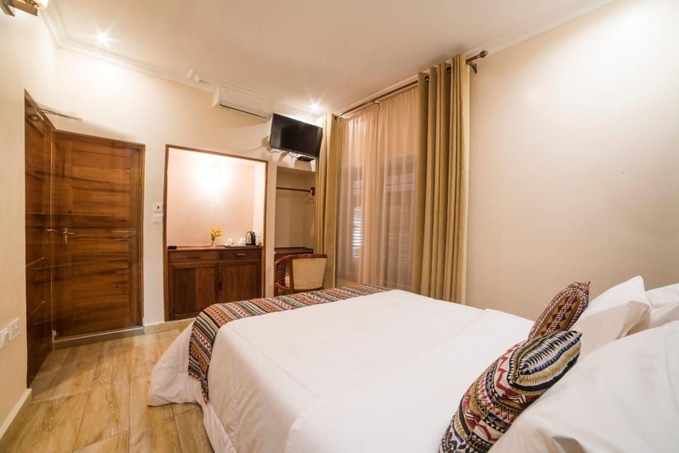 TV and multimedia, Bedroom, wardrobe, air conditioner