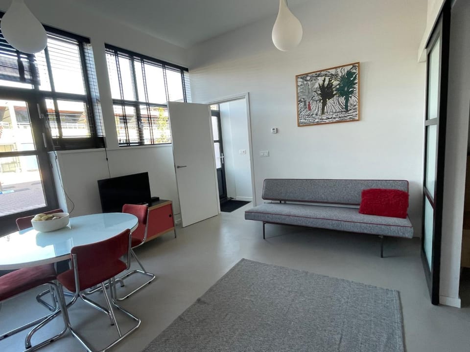 Living room, Dining area, Internal: Not applicable to any particular room