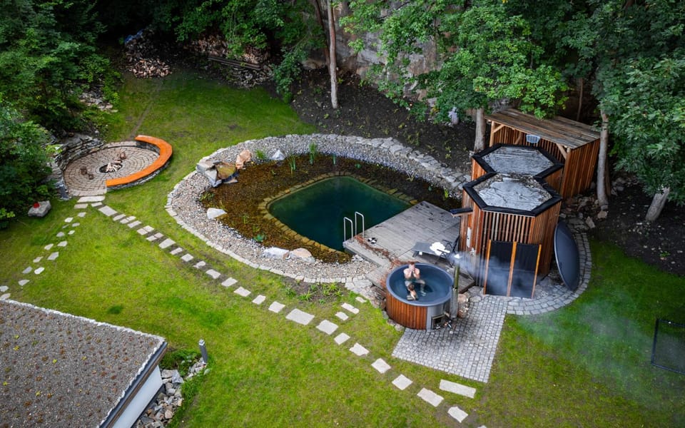 Natural landscape, Hot Tub, Sauna, Spa and wellness centre/facilities, Garden view, Lake view, Mountain view, Entertainment, Open Air Bath