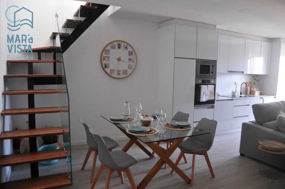 Kitchen or kitchenette, Living room, Dining area