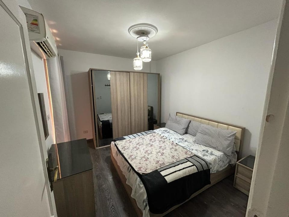 El Rehab City COZY Studio & UNIQUE Location Apartment in New Cairo City