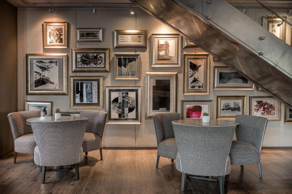 Lounge or bar