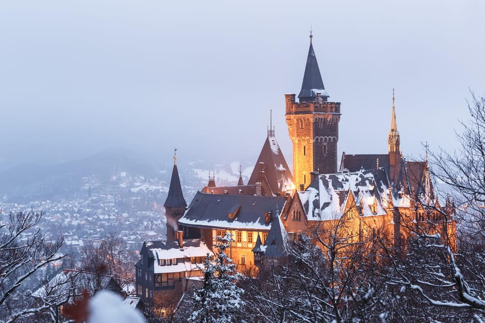 Nearby landmark, Winter