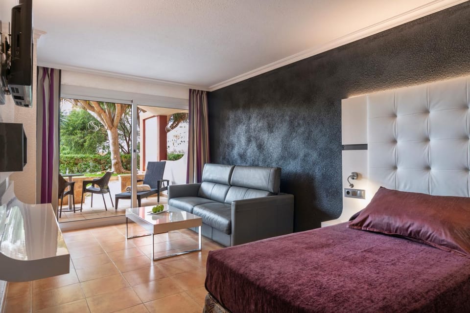Balcony/Terrace, Bedroom