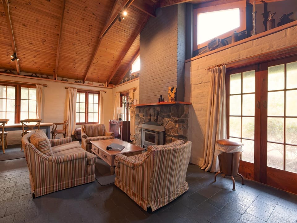Living room, Seating area, flat iron