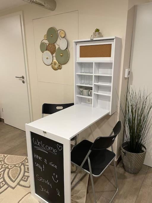 Studio situé aux abords de la forêt avec parking Apartment in Luxembourg District, Luxembourg