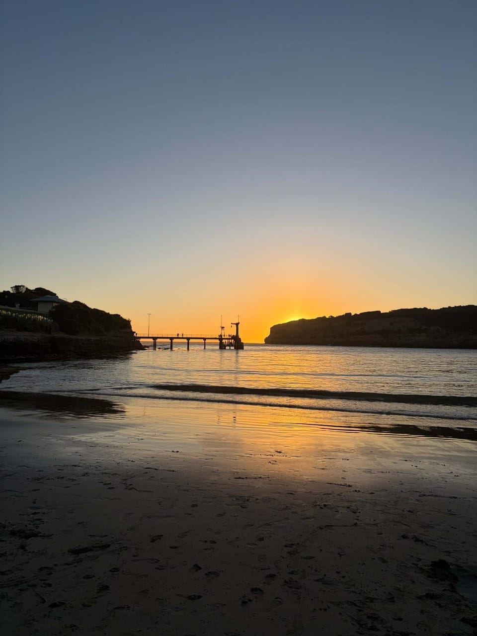 12 Rocks Beach View Loft Central Port Campbell Apartment in Port Campbell