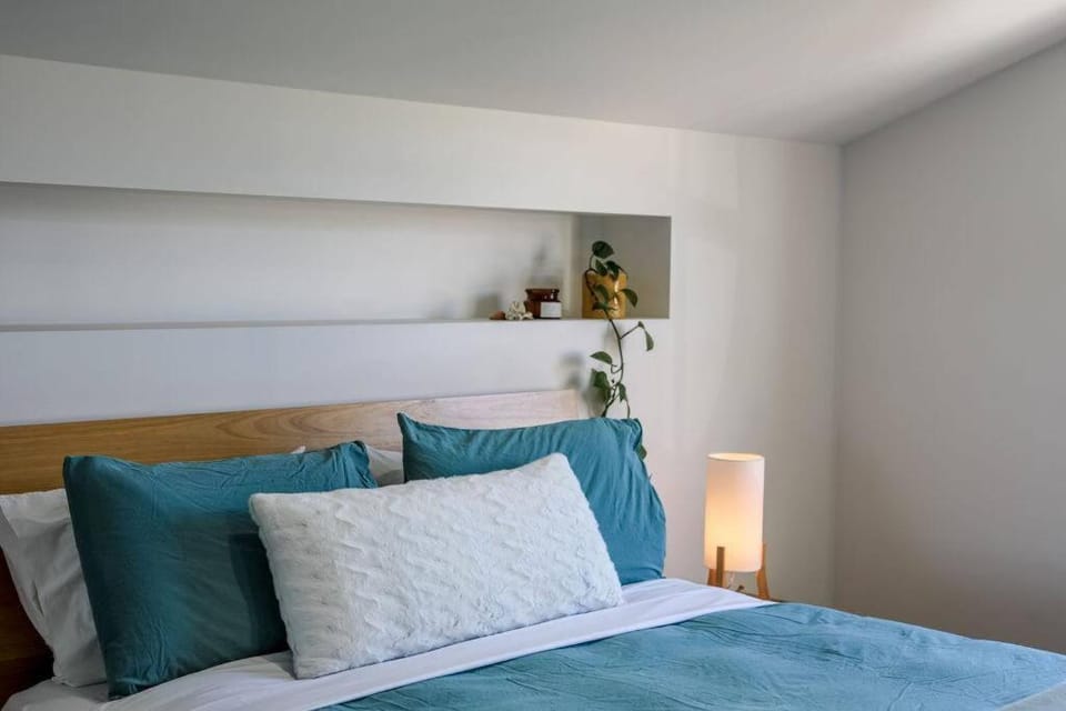 12 Rocks Beach View Loft Central Port Campbell Apartment in Port Campbell