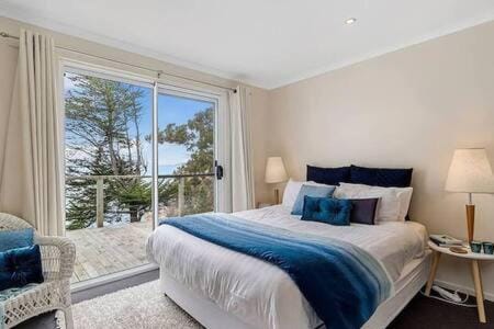 Hidden Bay Retreat-5 Bed- 15min to Hobart House in Tasmania