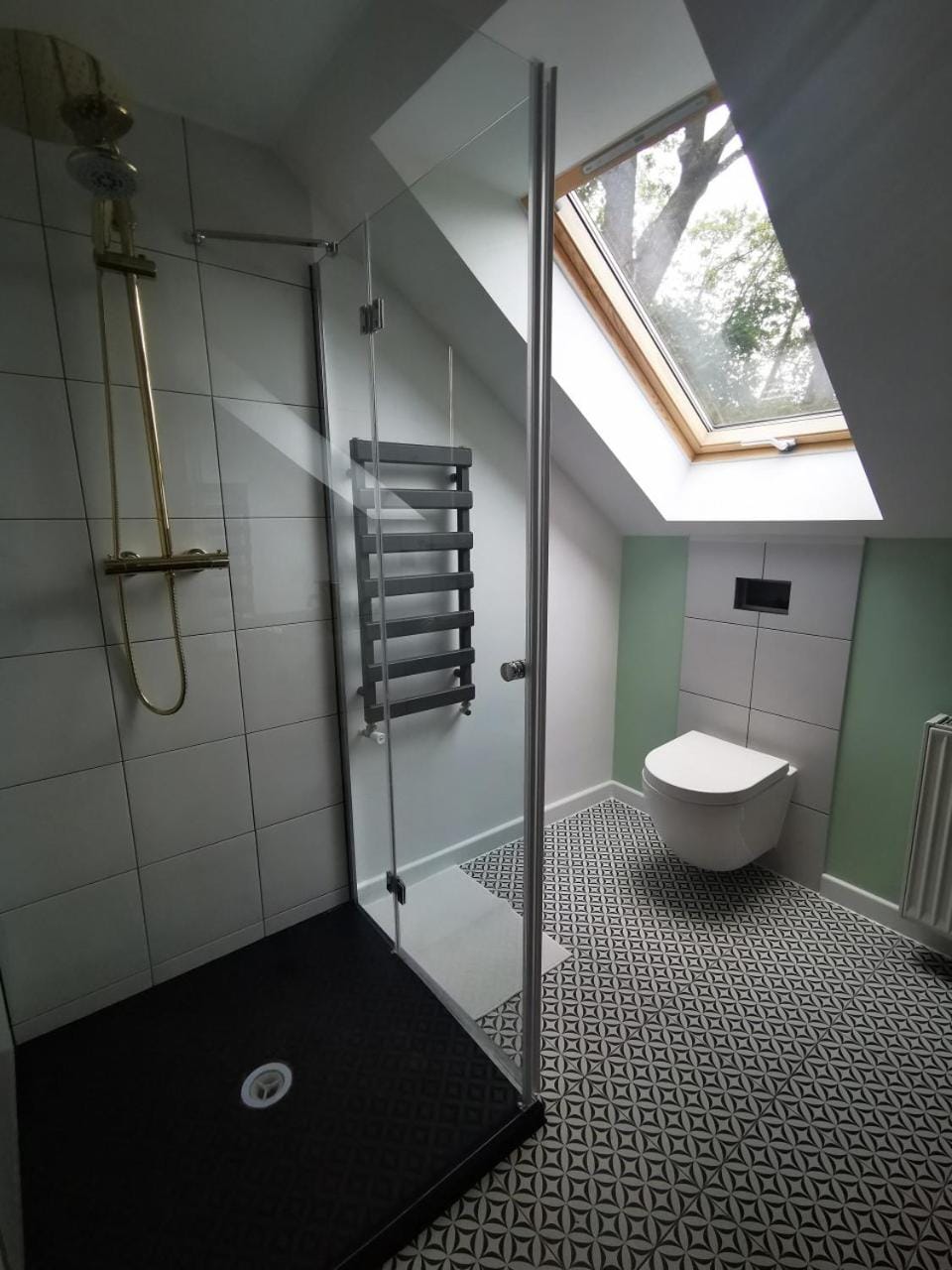 Shower, Toilet, Bathroom