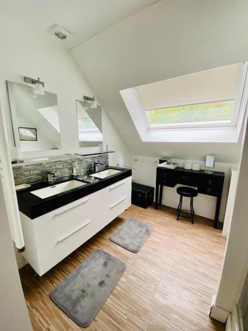LE GRAND LARGE Superbe appartement vue sur mer Apartment in Normandy