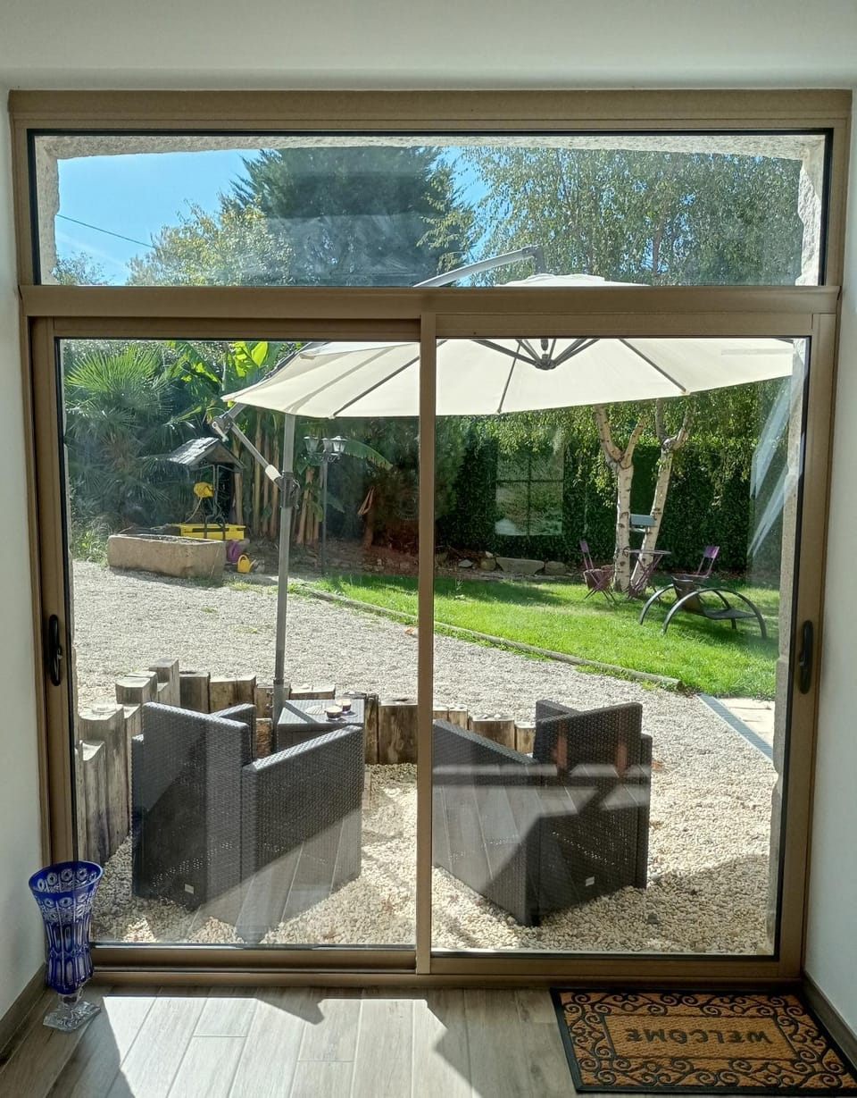 Patio, Garden view