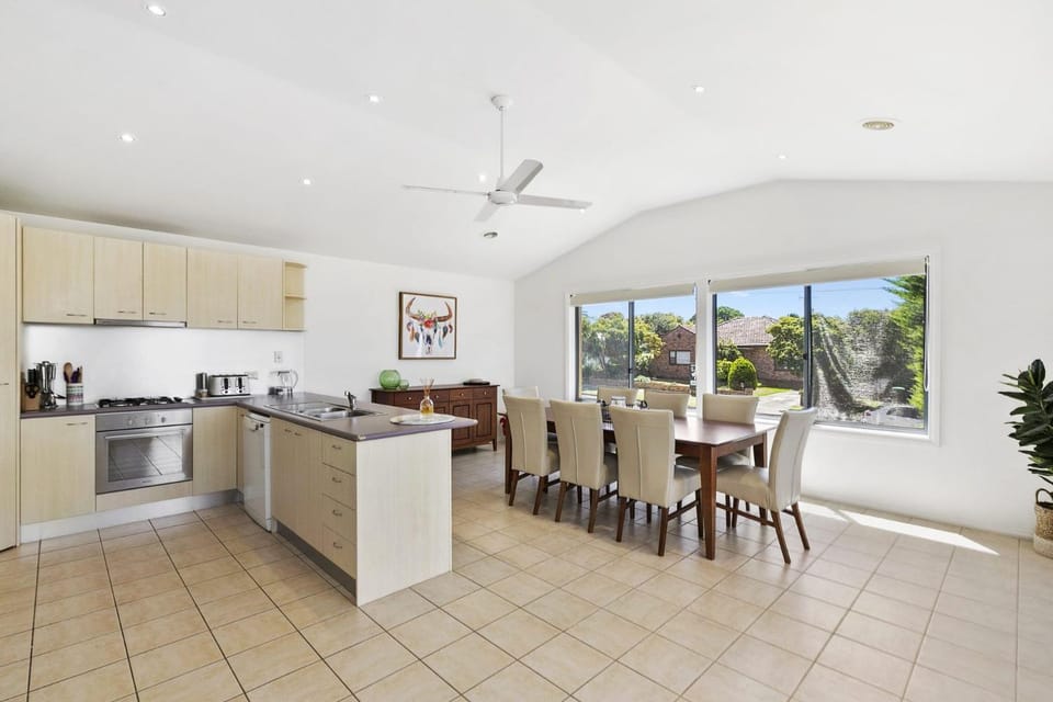 Torquay Sea Cret - BYO Linen House in Torquay