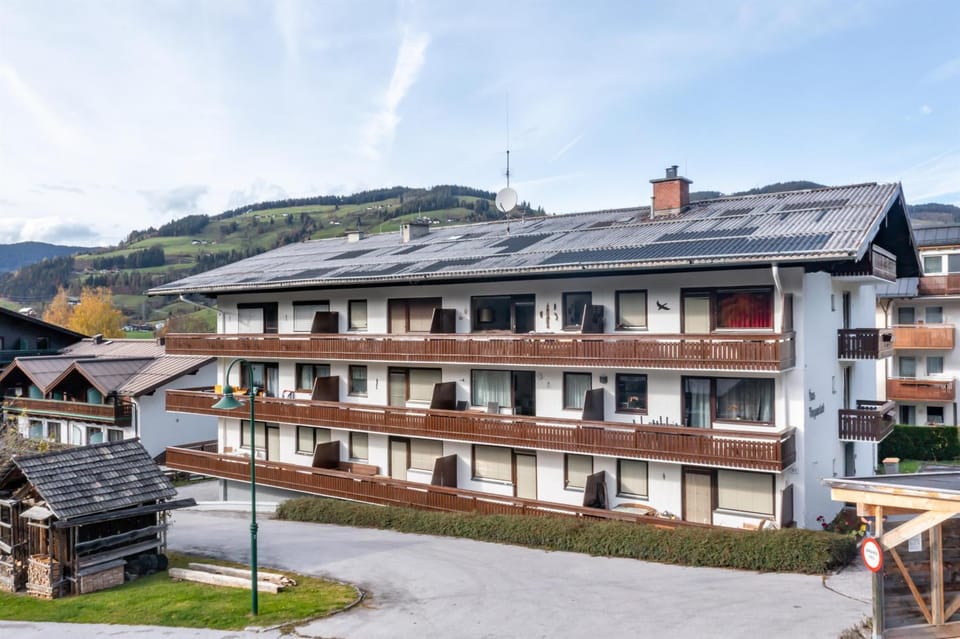Property building, Day, Natural landscape