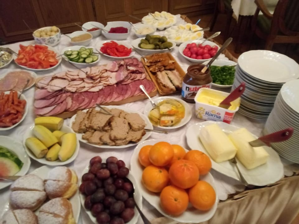 Buffet breakfast