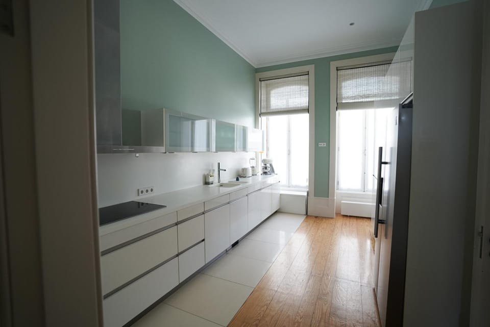 Kitchen or kitchenette, pet friendly, stove