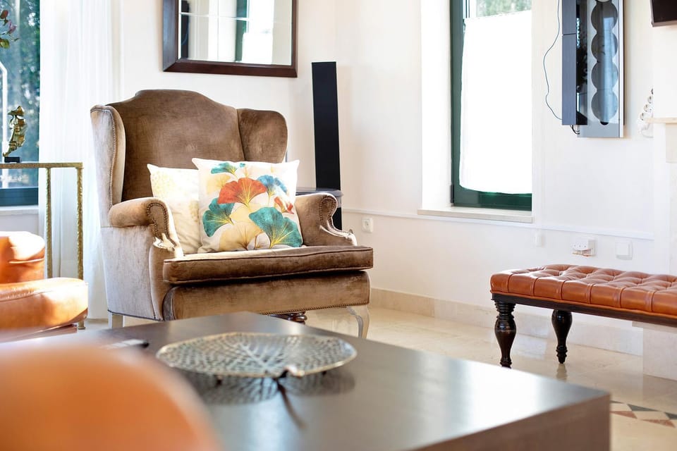 Property building, Living room