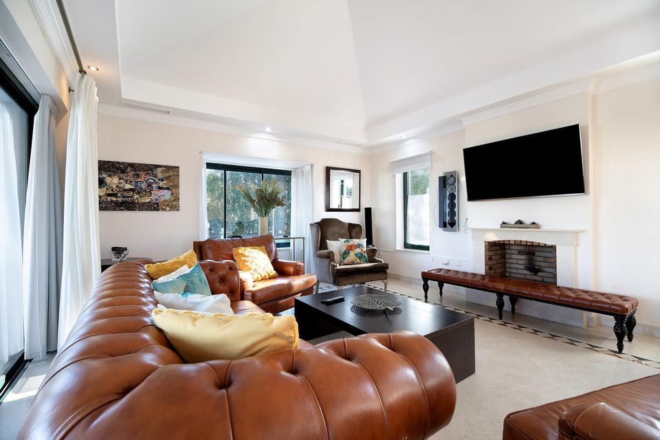 Property building, Living room
