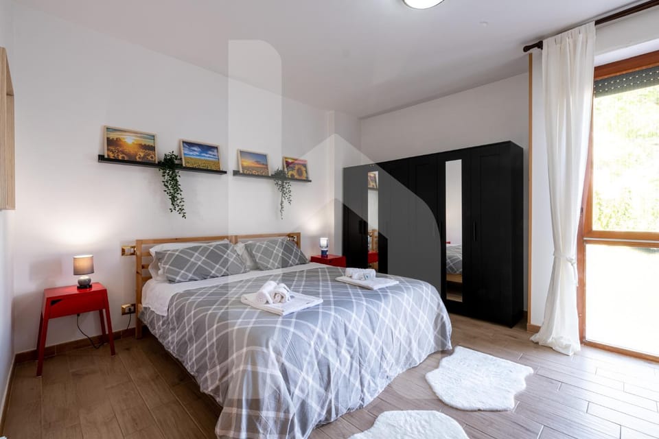 Bed, Photo of the whole room, Bedroom, towels, wardrobe