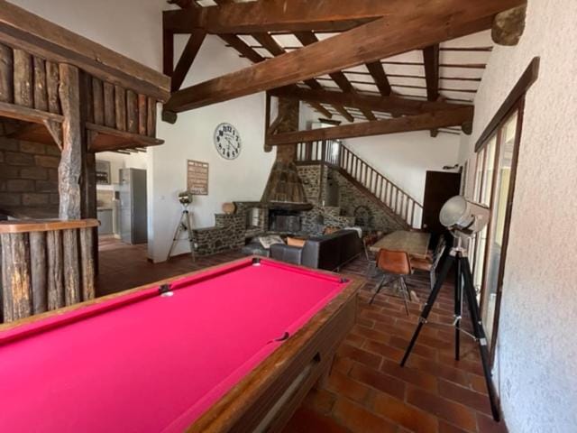 Billiard, Living room