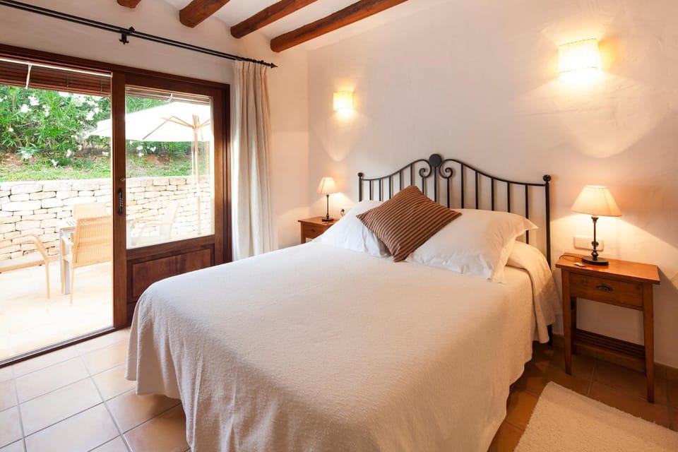 Patio, Bed, Decorative detail, Bedroom, Garden view, Inner courtyard view