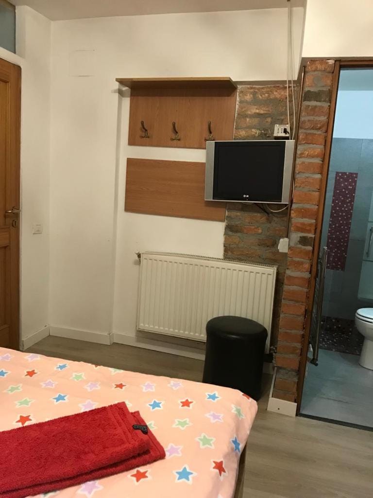 Brutarilor Guest House Bed and Breakfast in Cluj-Napoca
