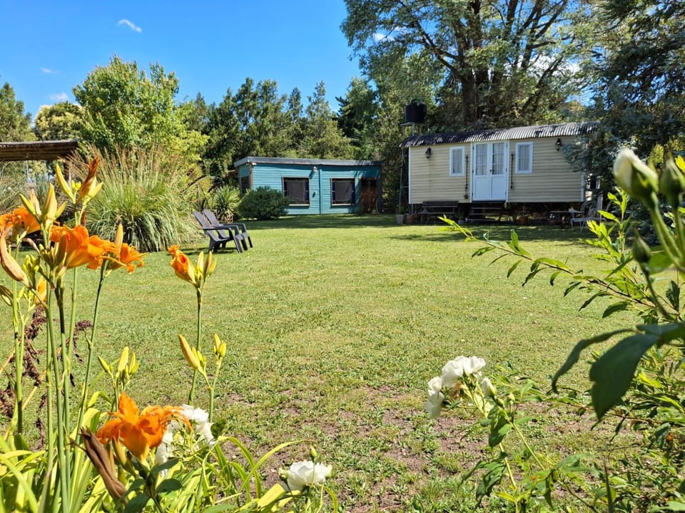 Property building, Garden