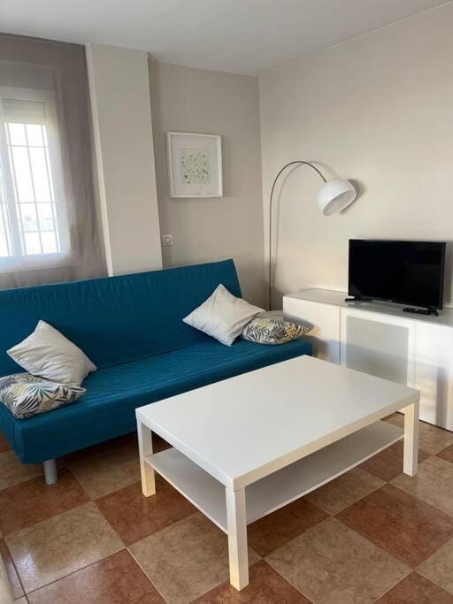 Communal lounge/ TV room, Living room, Seating area