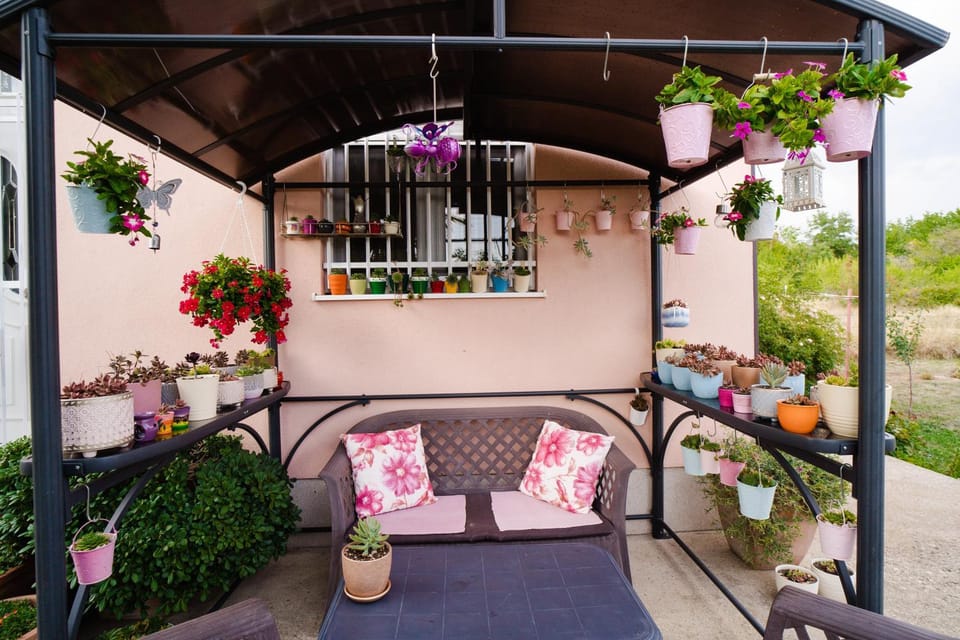 Patio, Balcony/Terrace, Seating area, Garden view
