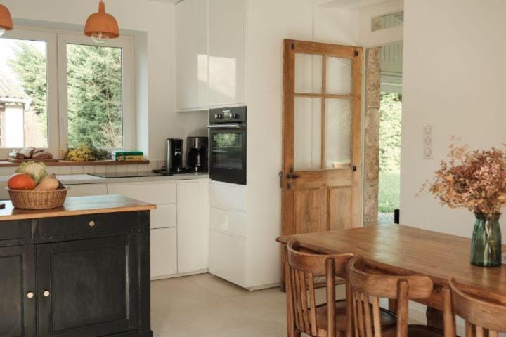 Property building, Meals, kitchen