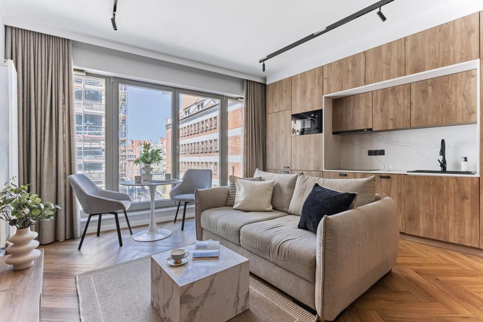 Kitchen or kitchenette, Living room, Seating area, Dining area