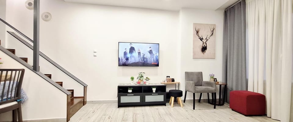 TV and multimedia, Seating area