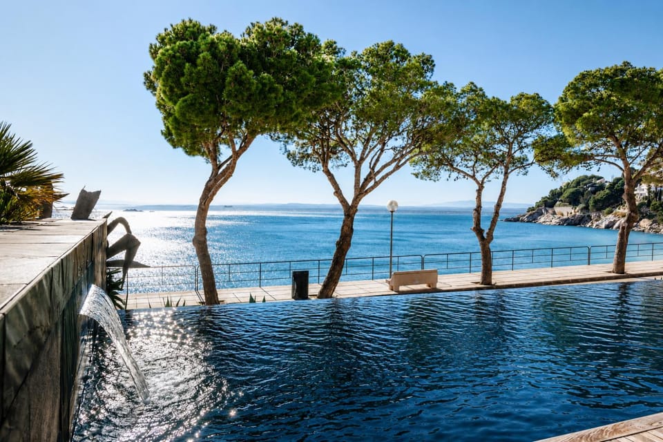 Natural landscape, Beach, Sea view, Swimming pool