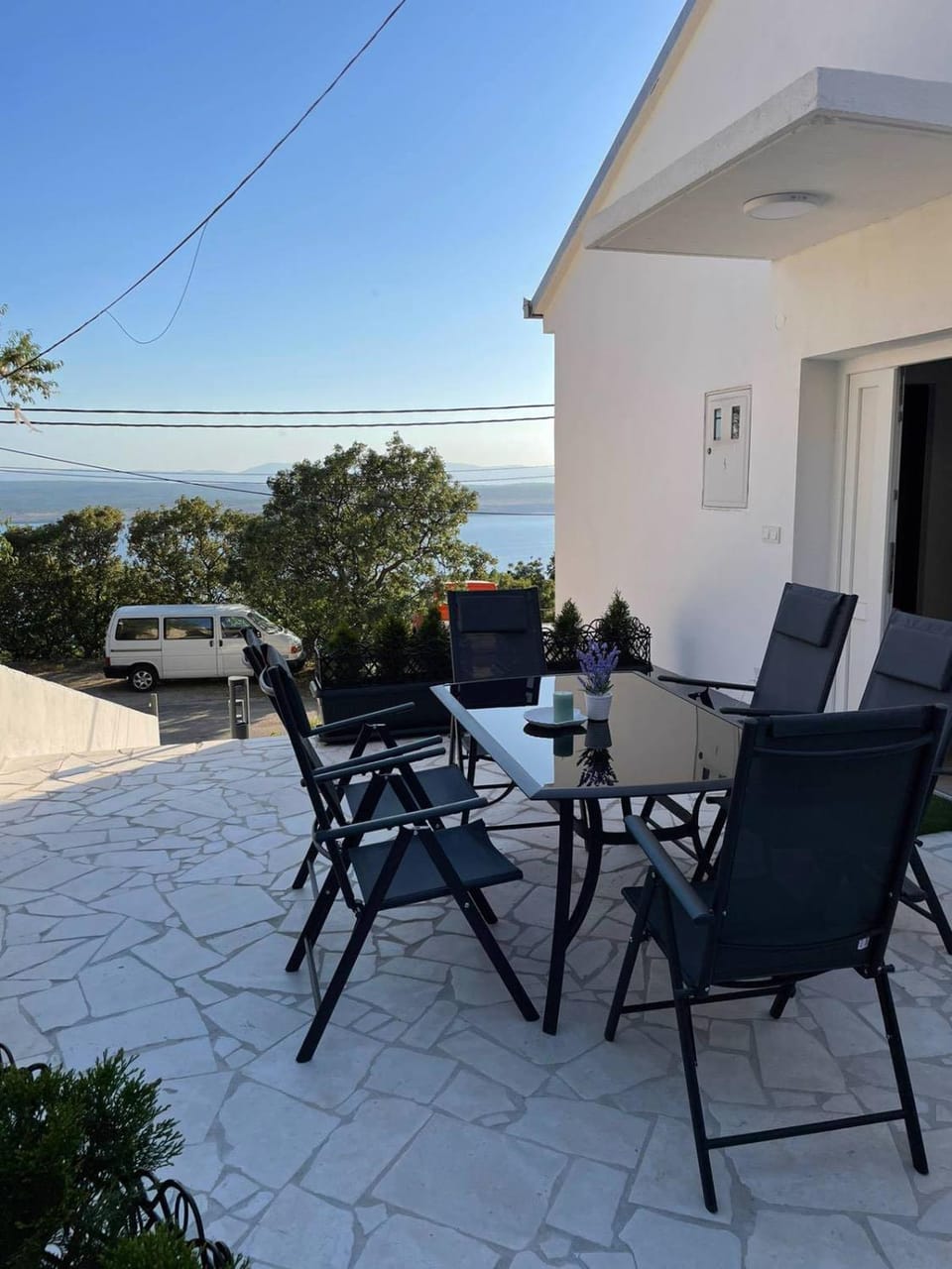 Nearby landmark, Facade/entrance, Summer, Balcony/Terrace, Dining area