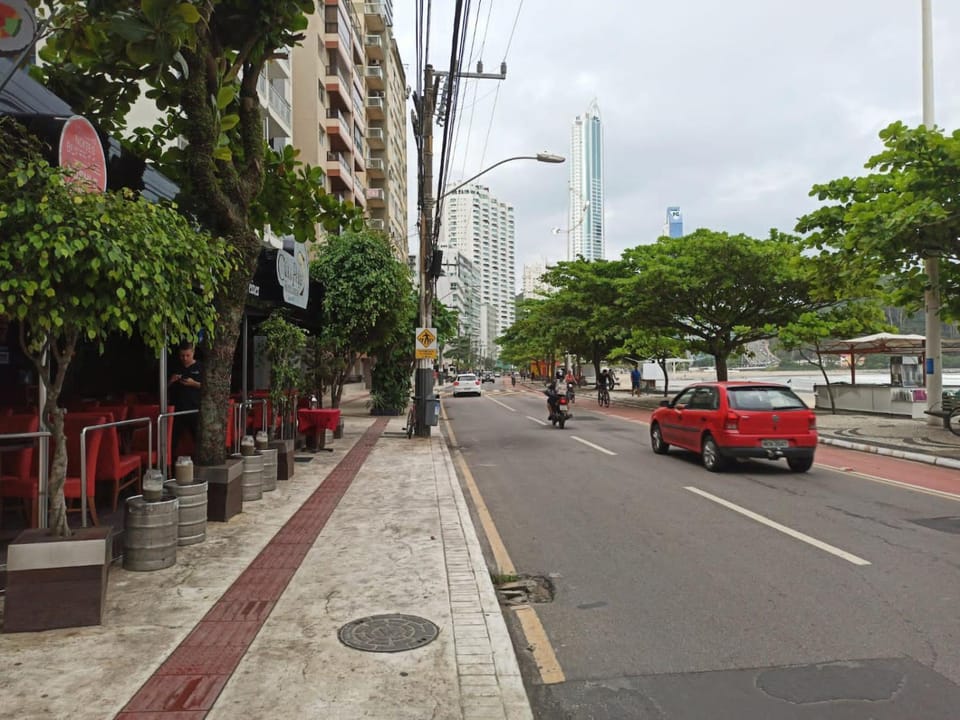 City view, Street view