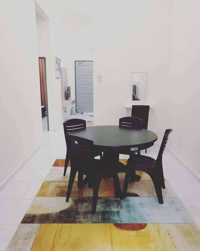 Homestay Dorani Sungai Besar House in Selangor, Malaysia
