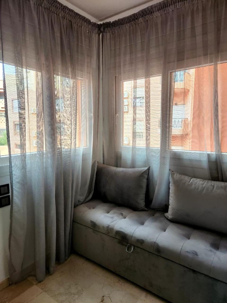 Appartement en plein centre ville entièrement équipé Apartment in Marrakesh