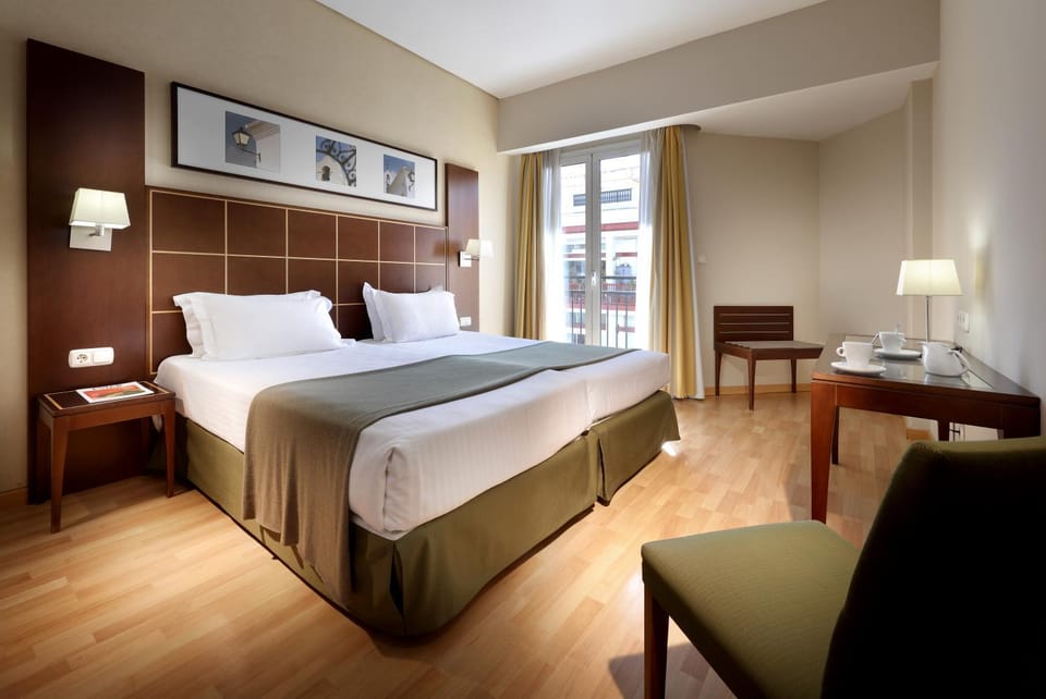 Bed, Photo of the whole room