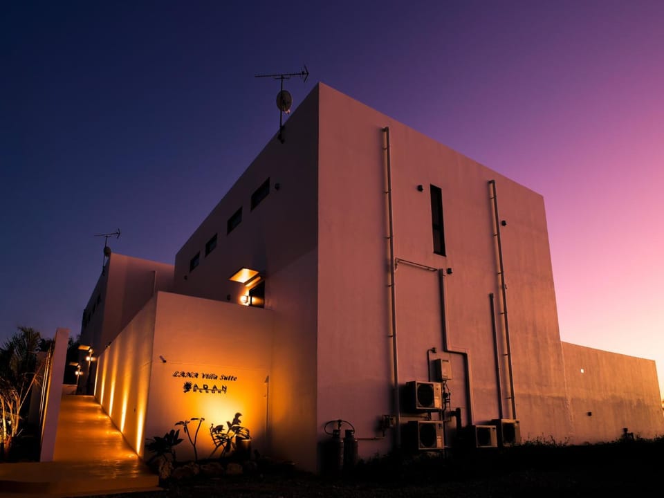Property building, Night