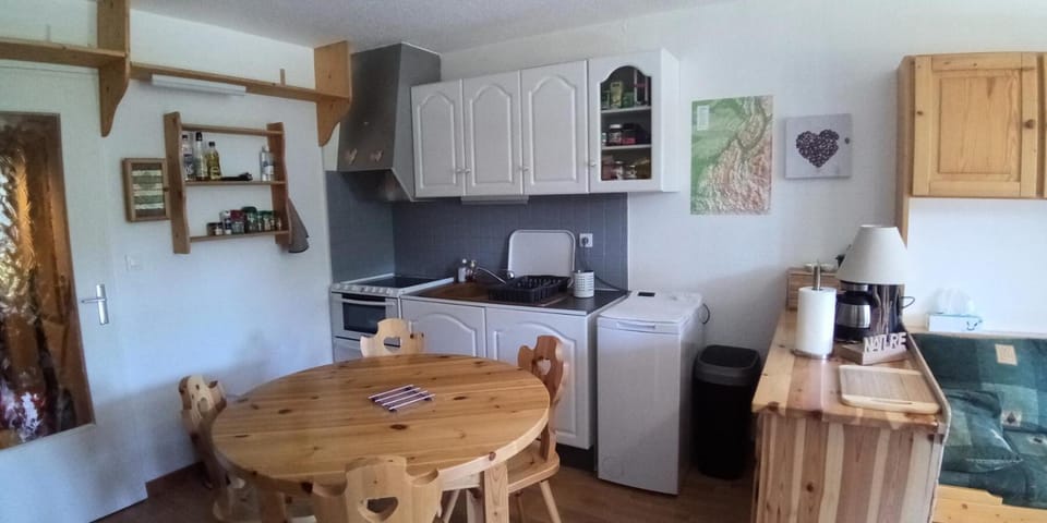 Résidence Les Quatres Saisons - STUDIO COIN MONTAGNE MAE-4054 Apartment in Provence-Alpes-Côte d'Azur