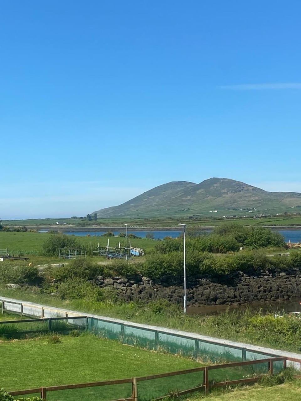 Picturesque Riverside Home House in County Kerry