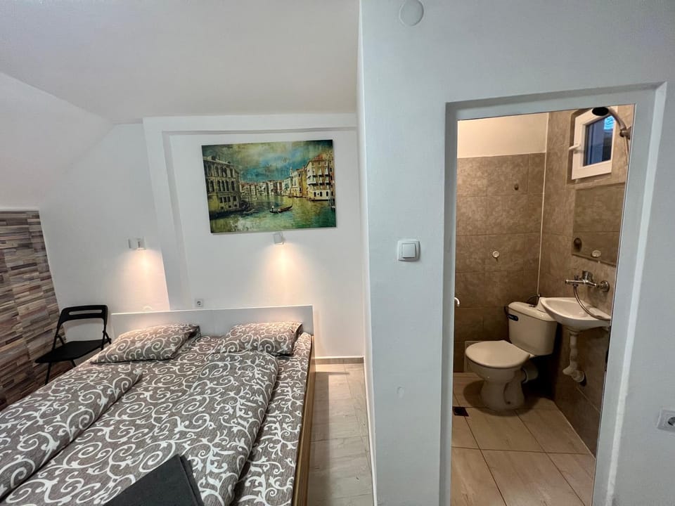 The rainbow 1 & free motorcycle parking Apartment in Sofia