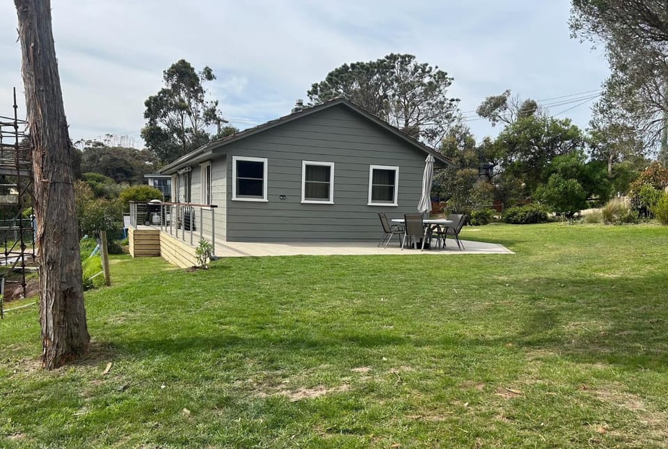 Nunyara - BYO Linen House in Aireys Inlet