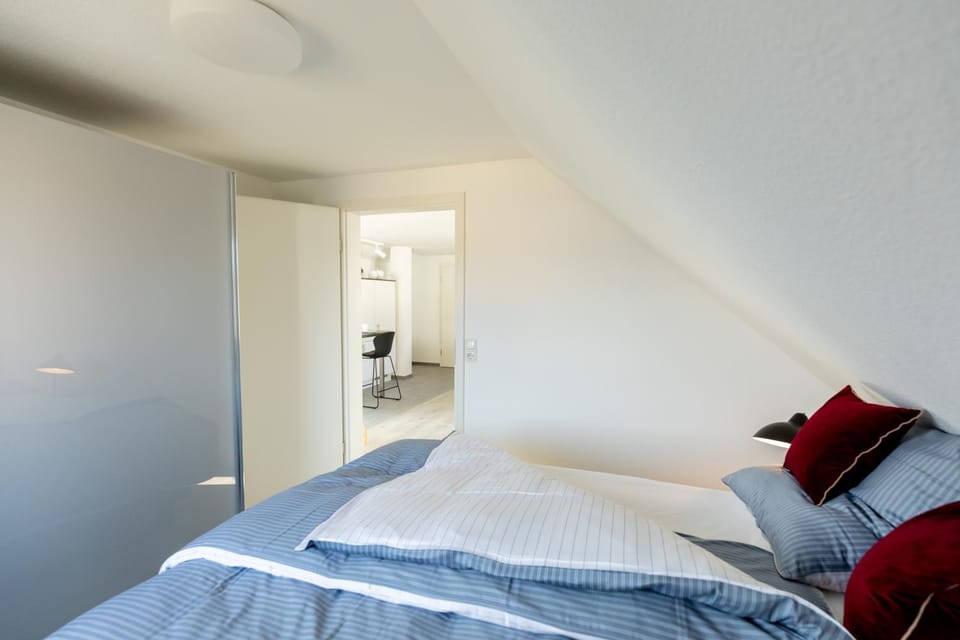 Bed, Photo of the whole room, Bedroom, wardrobe